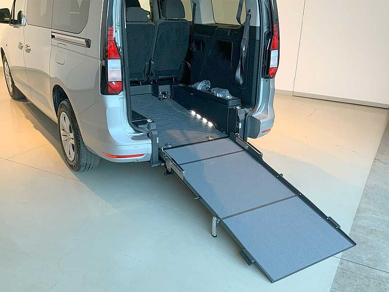 Volkswagen Caddy 2.0 TDI 122CV DSG MAXI SPACE TRASPORTO DISABILI