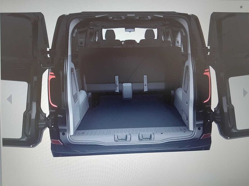 Volkswagen Caravelle 2.0 TDI 170CV AUT. LIFE PL in arrivo