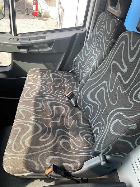 Iveco EUROCARGO 120E22