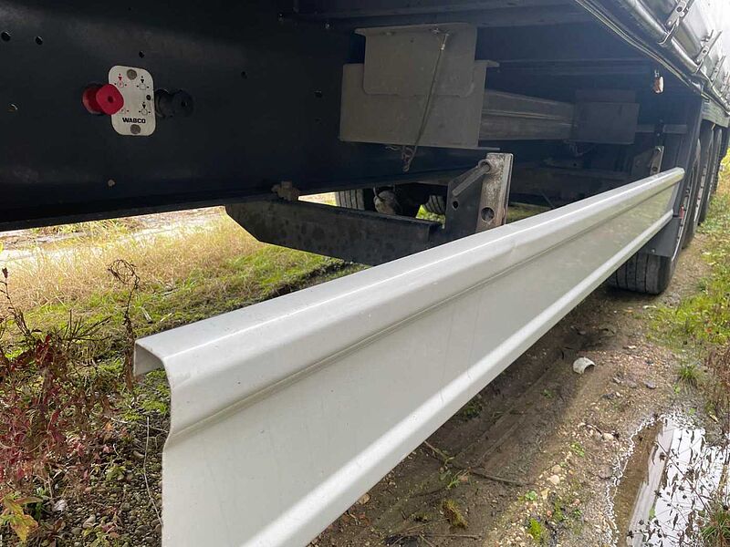Kässbohrer XS RI-CS L1S3R12